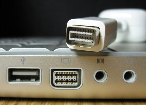דוגמא לחיבור מיני DVI במחשב MAC